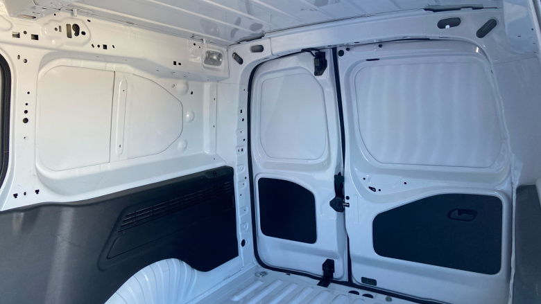 Vauxhall Combo Cargo Combo Xl Electric 100kW Pro 52kWh H1 Van Auto